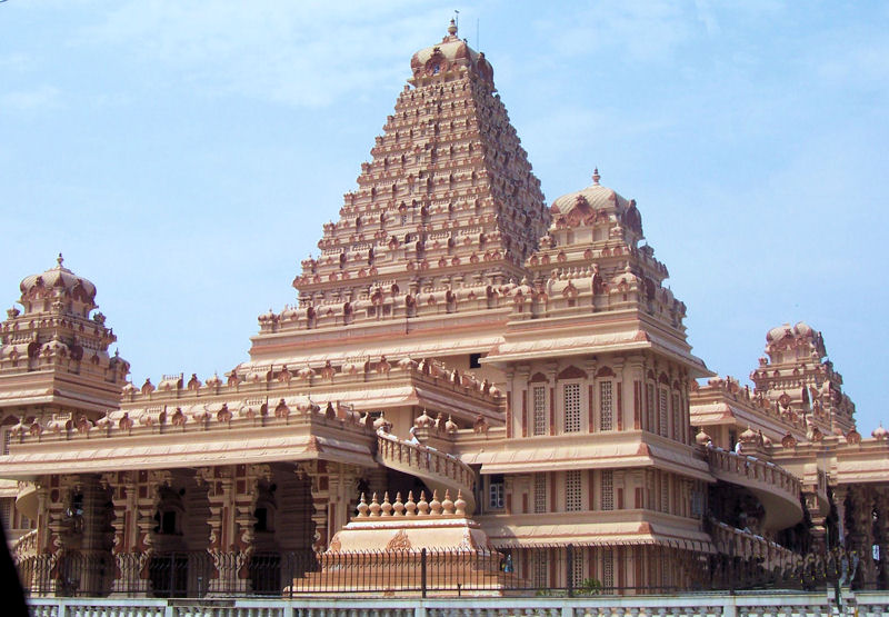 Chattarpur Temple — Complete Darshan Guide, History and Significance