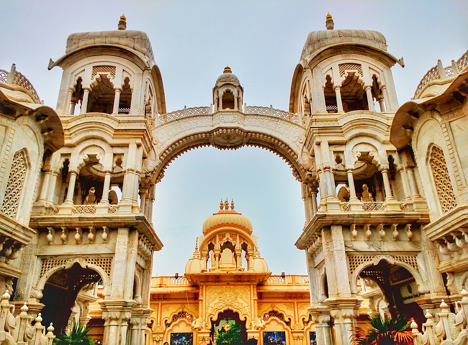Mathura Vrindavan — Krishna Leela and Temple Guide