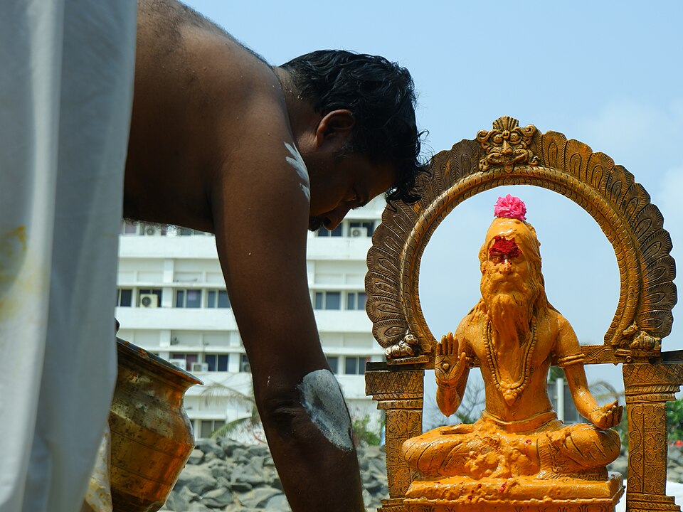 Masi Magam — Sacred Sea Bathing Festival in Tamil Nadu