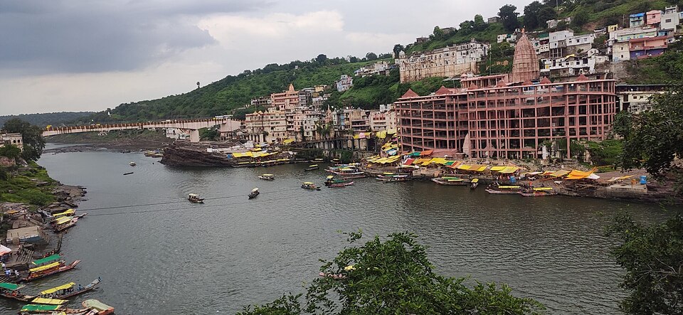 Omkareshwar Jyotirlinga: History, Spiritual Significance, and Complete Darshan Guide